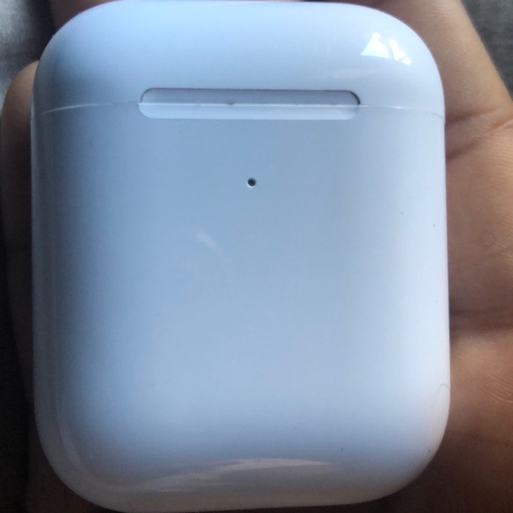 Air pods - Picture 1 of 5